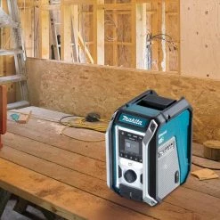 Makita »DMR115« Baustellenradio (FM-Tuner, Digitalradio (DAB), 12V, Bluetooth-Radio mit IP65-Gehäuseschutzklassifizierung) -Makita Verkäufe 2022 4a39d467 a9ec 52bc 889a 36111f0fd2a3