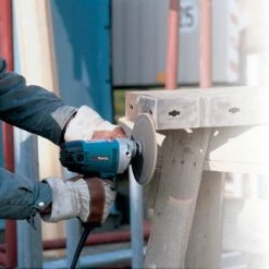 Makita Tellerschleifmaschine »GV7000C« -Makita Verkäufe 2022 fab79eb0 c774 52ae 8088 01bcd30f0e83